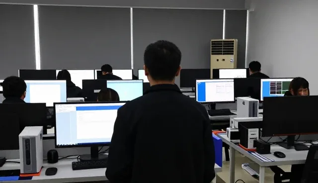 不同场景下的适配方案适用条件分析